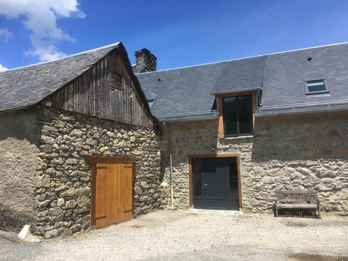 Gite De Montagne Le Lustou Sailhan Esterno foto